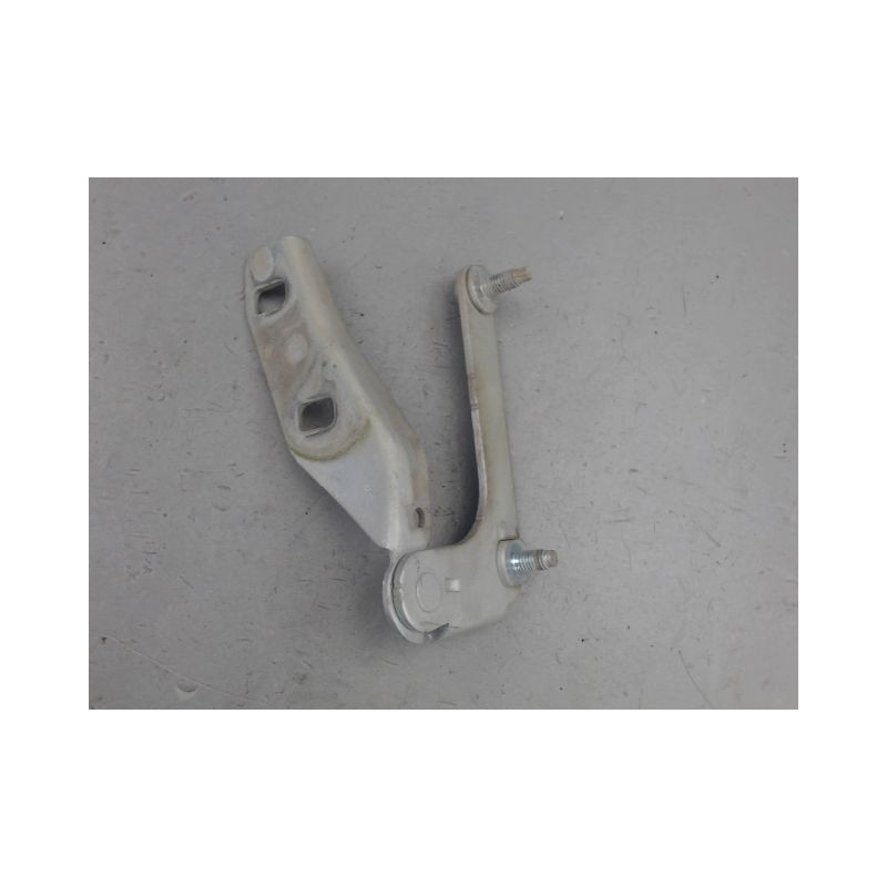 COMPAS DROIT CAPOT FORD FOCUS