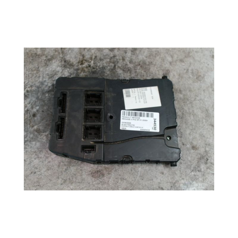 PLATINE FUSIBLE HABITACLE RENAULT MEGANE II PH2 2006-