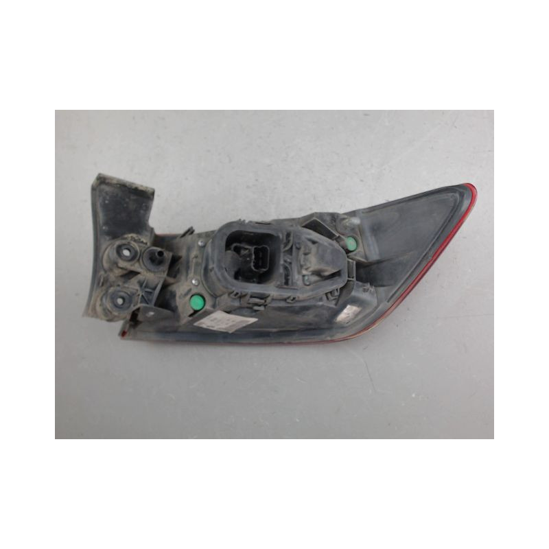 FEU ARRIERE GAUCHE  RENAULT CLIO