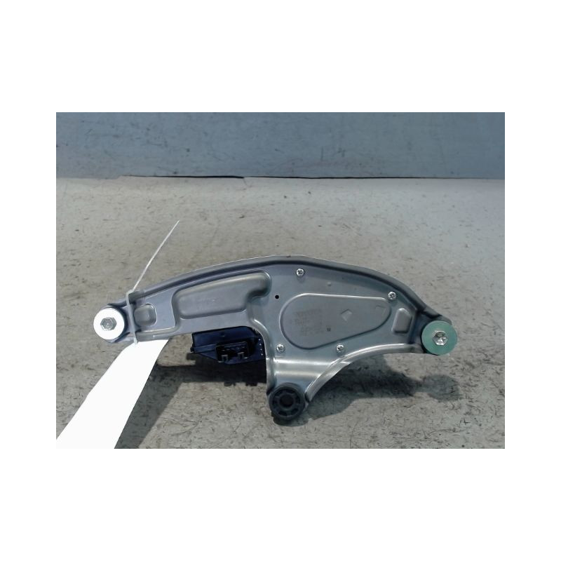 MOTEUR ESSUIE-GLACE ARRIERE TOYOTA VERSO-S
