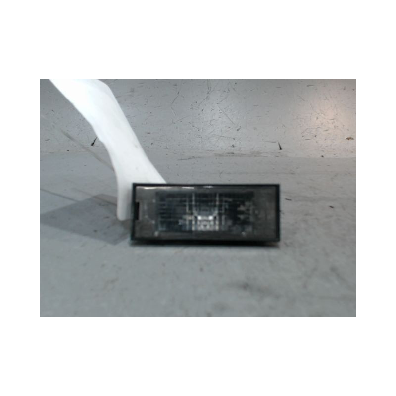 ECLAIREUR PLAQUE DE POLICE GAUCHE RENAULT KADJAR
