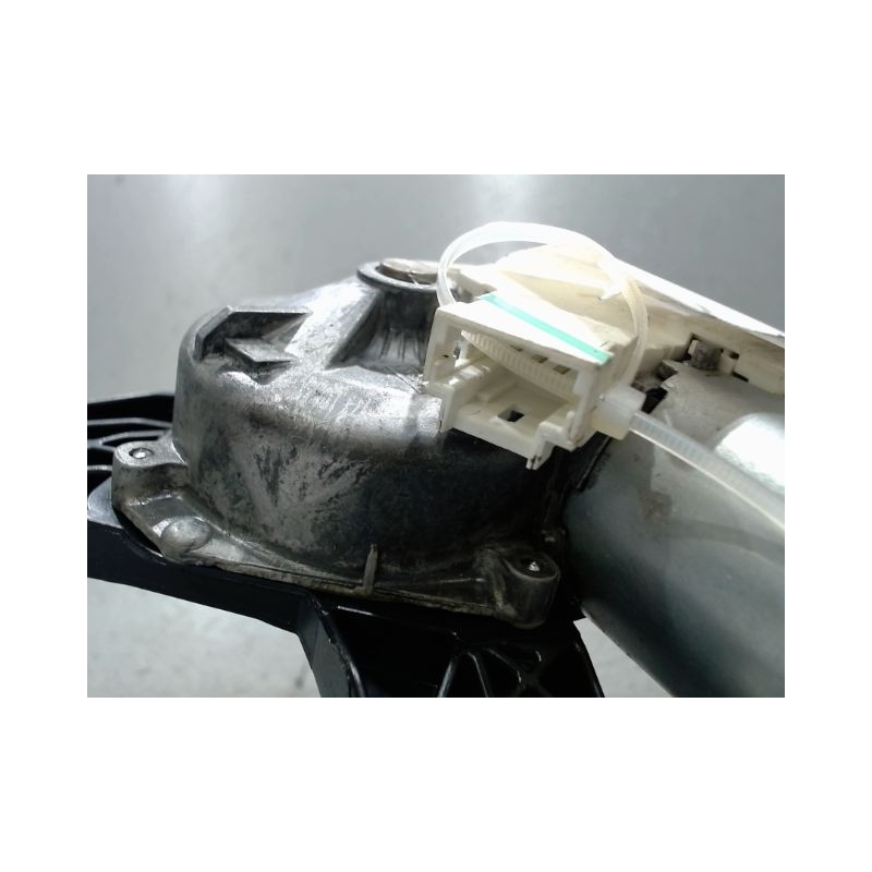 MECANISME ESSUIE-GLACE ARRIERE RENAULT TRAFIC