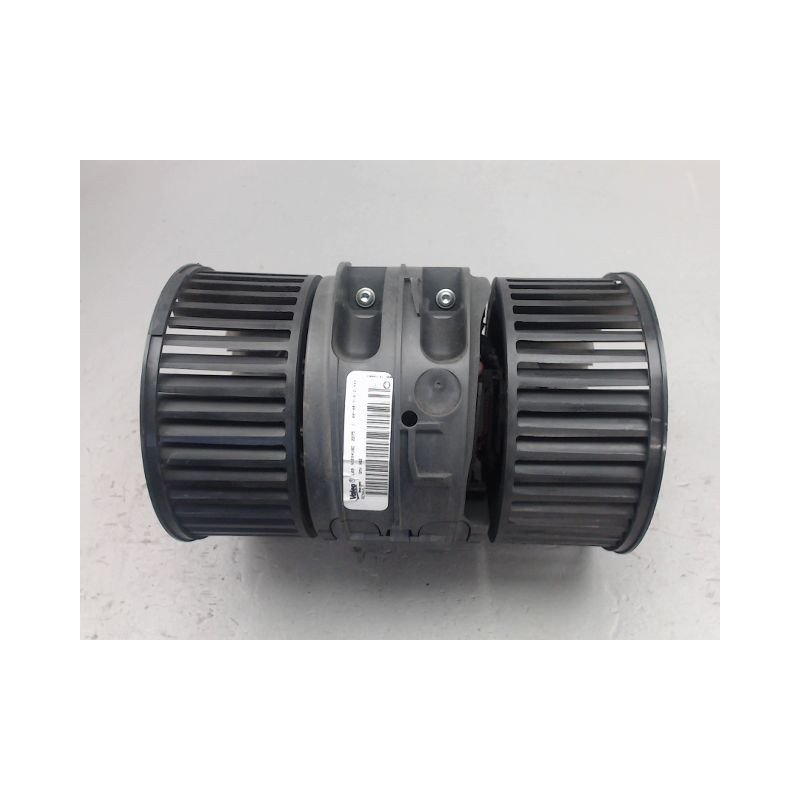 MOTEUR VENTILATEUR CHAUFFAGE RENAULT TRAFIC