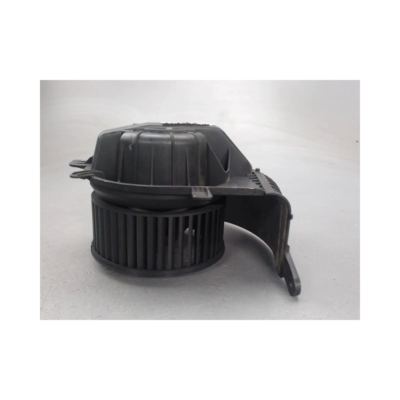 MOTEUR VENTILATEUR CHAUFFAGE RENAULT MEGANE