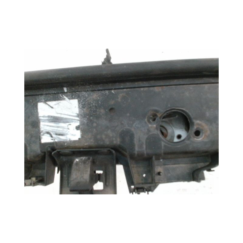 TRAVERSE SUPERIEURE ARMATURE AVANT RENAULT MEGANE
