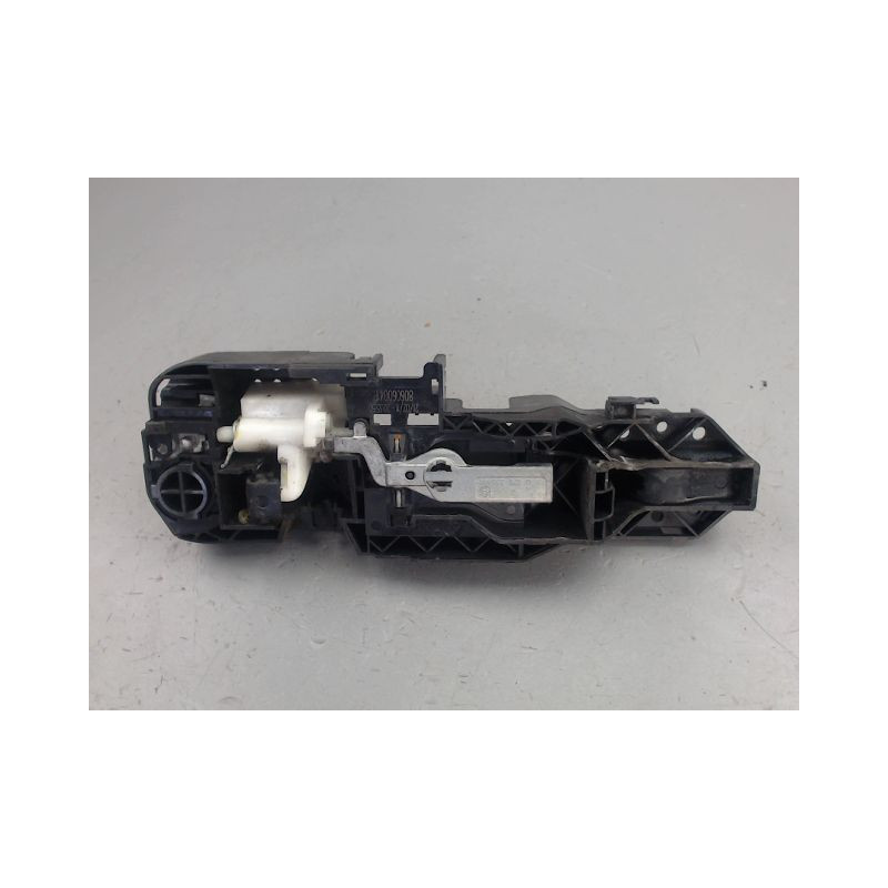 POIGNEE EXTERIEURE PORTE AVANT DROIT RENAULT MEGANE