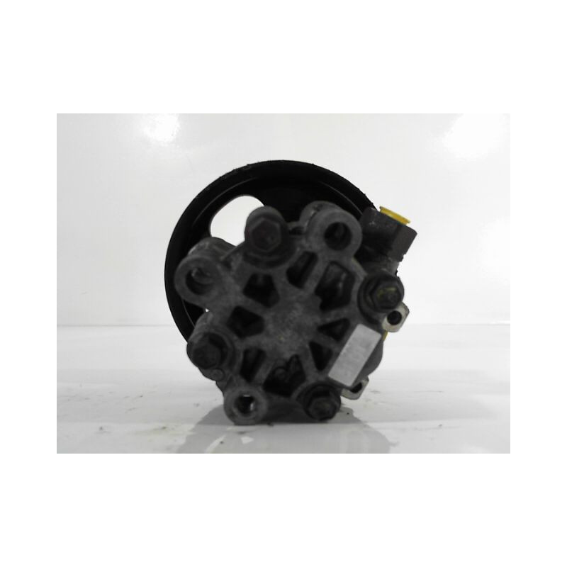 POMPE DIRECTION ASSISTEE TOYOTA YARIS -2003