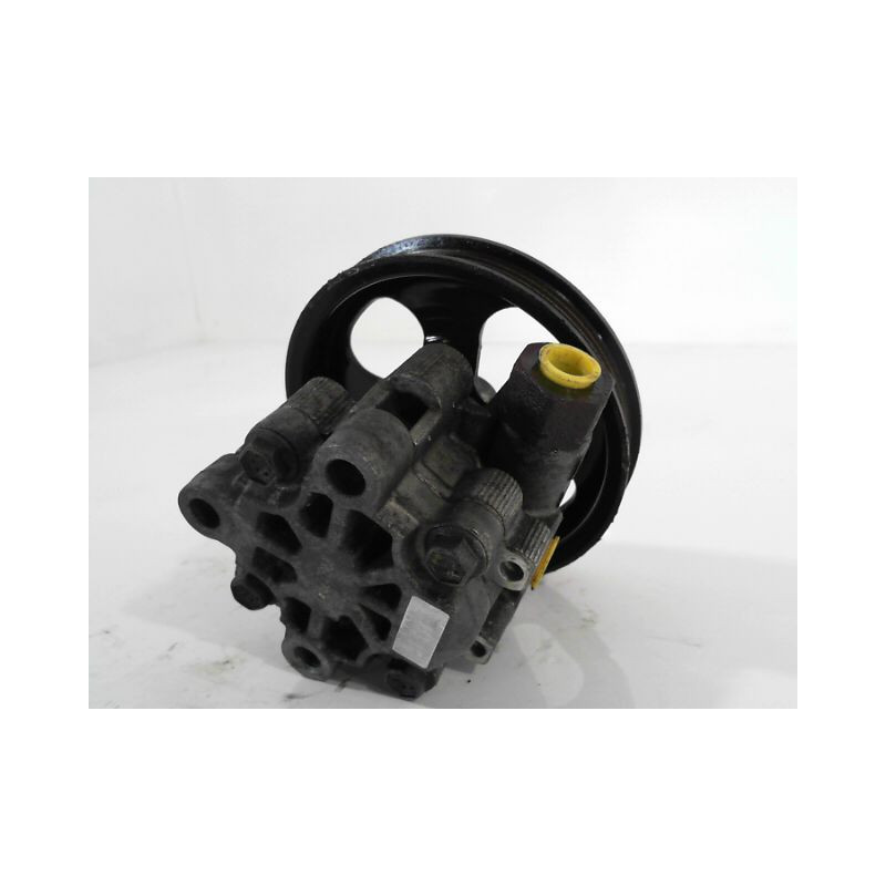 POMPE DIRECTION ASSISTEE TOYOTA YARIS -2003