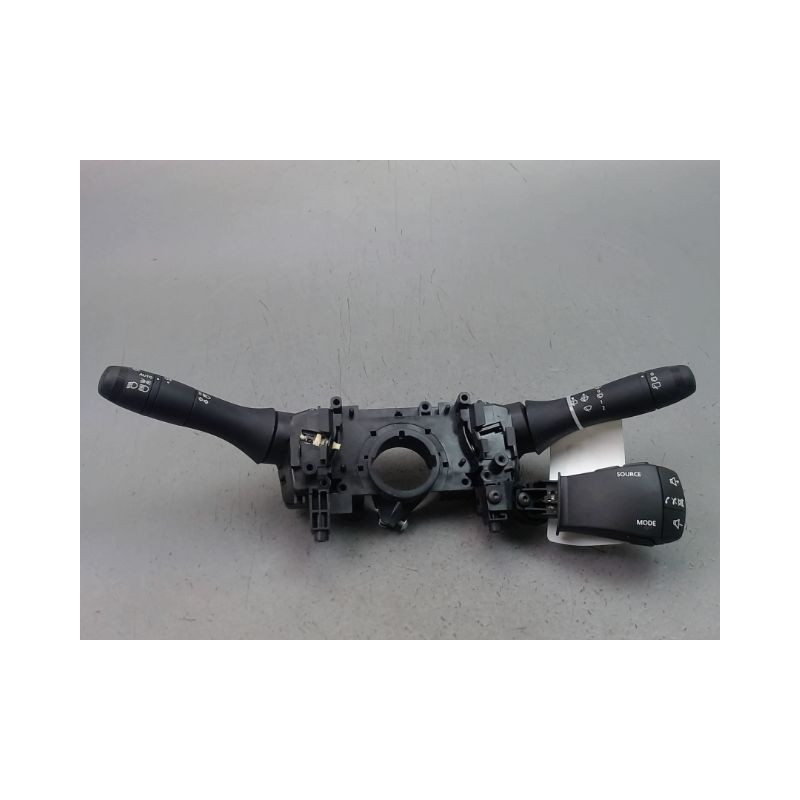 BLOC COMMODOS DACIA SANDERO 2008-