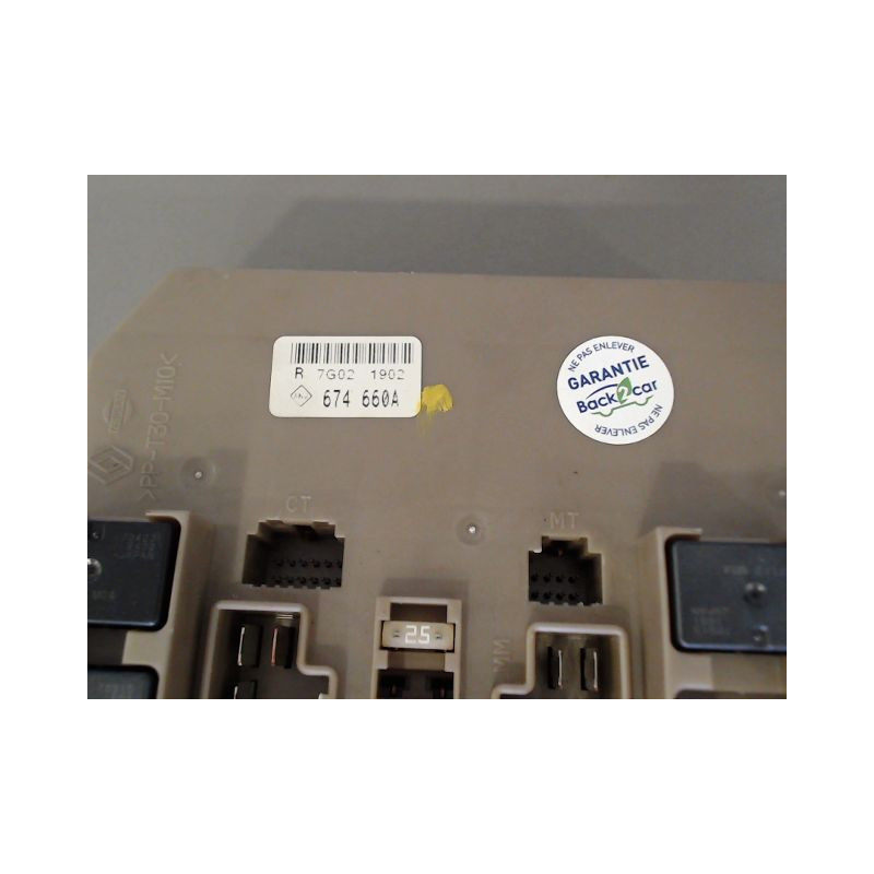 BOITE A FUSIBLES RENAULT CLIO III 2005-