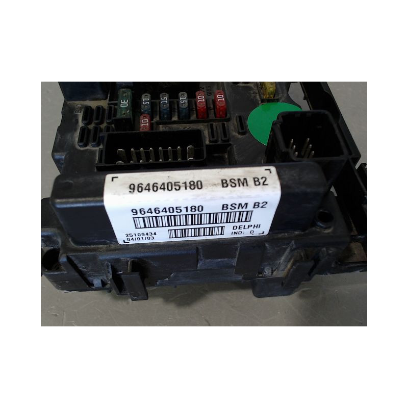 BOITE A FUSIBLES PEUGEOT 307 2001-2005