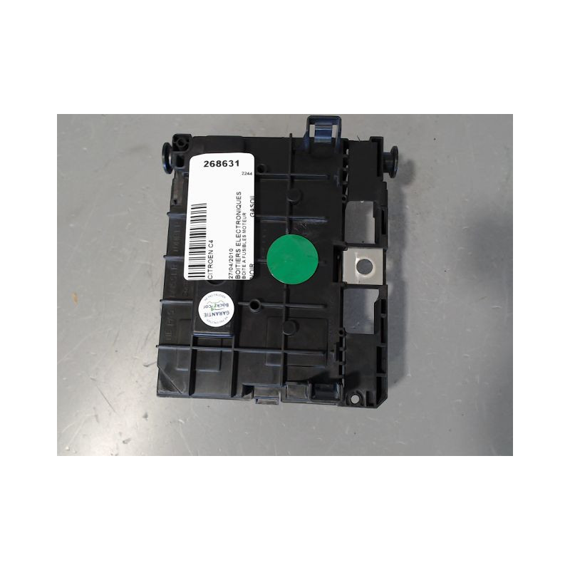 BOITE A FUSIBLES CITROEN C4
