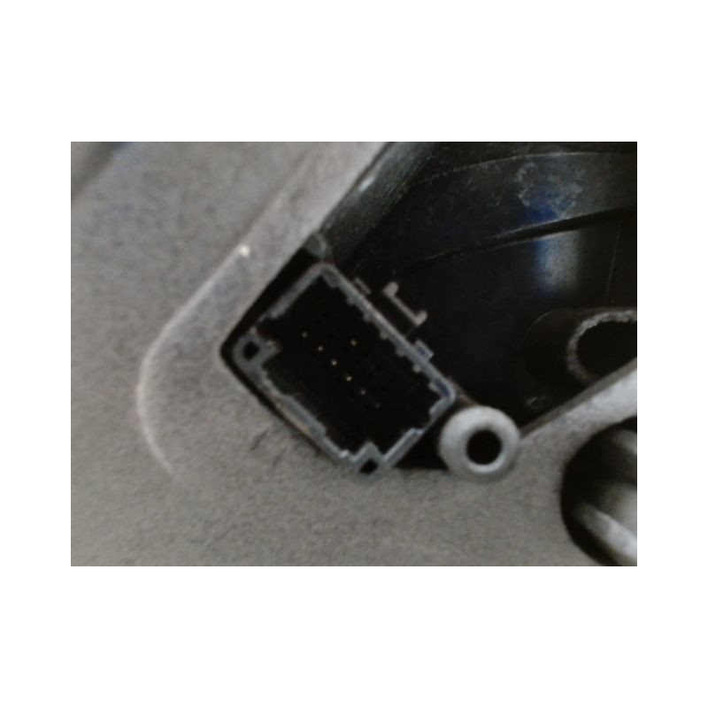 RETROVISEUR EXTERIEUR ELECTRIQUE DROIT RENAULT CLIO III 2009-
