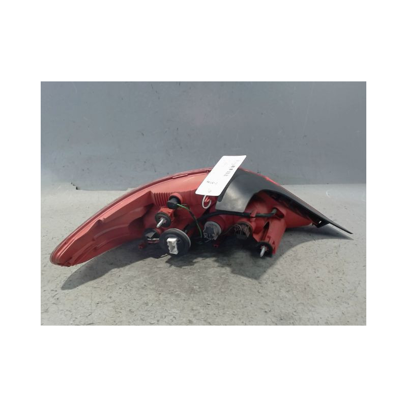 FEU ARRIERE DROIT PEUGEOT 407