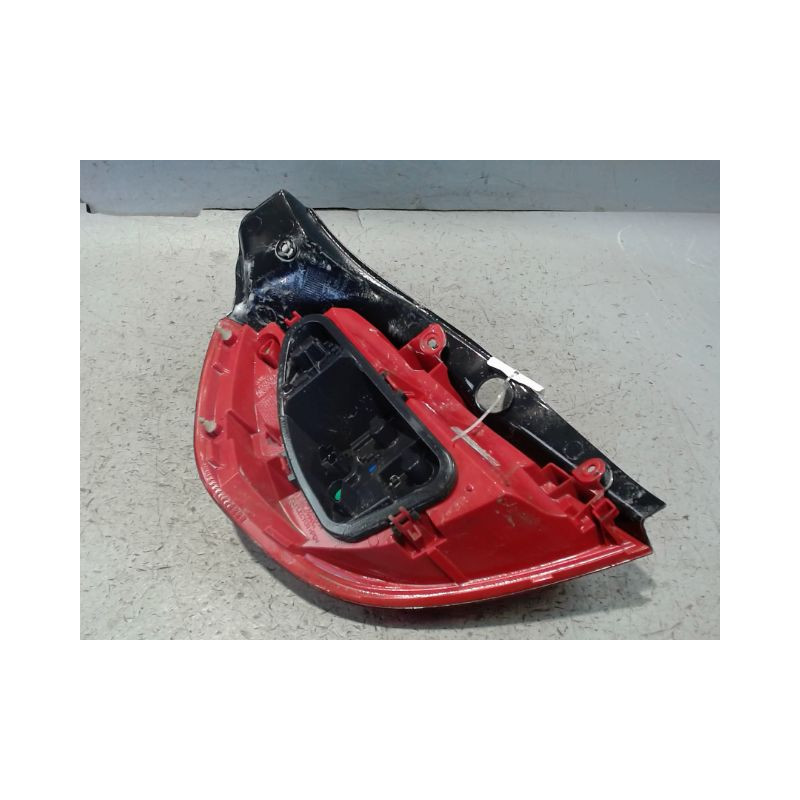 FEU ARRIERE DROIT RENAULT CLIO III 2007-