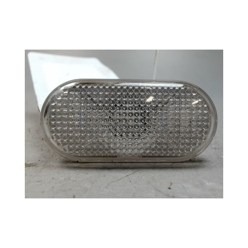 REPETITEUR AILE DROIT RENAULT TWINGO