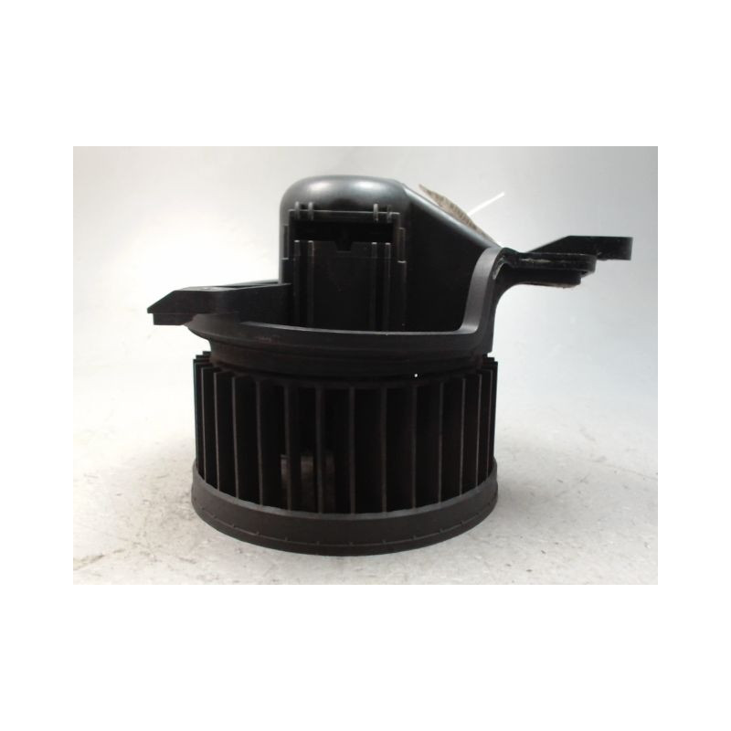 MOTEUR VENTILATEUR CHAUFFAGE PEUGEOT PARTNER BREAK 2002-