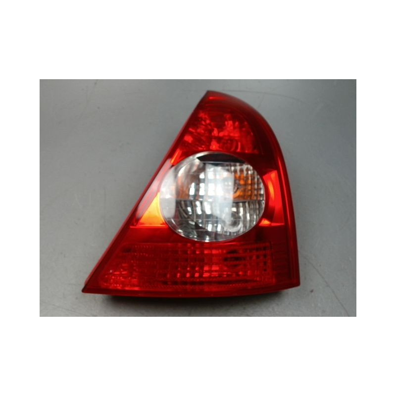 FEU ARRIERE DROIT RENAULT CLIO II PH.2 01-06