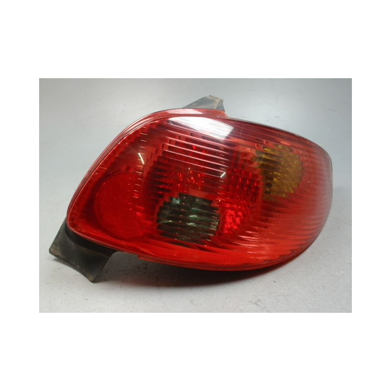 FEU ARRIERE DROIT PEUGEOT 206 3P