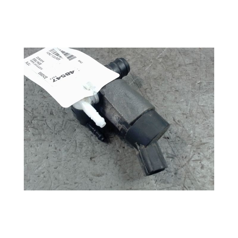 POMPE LAVE-GLACE AVANT FORD T.COURIER