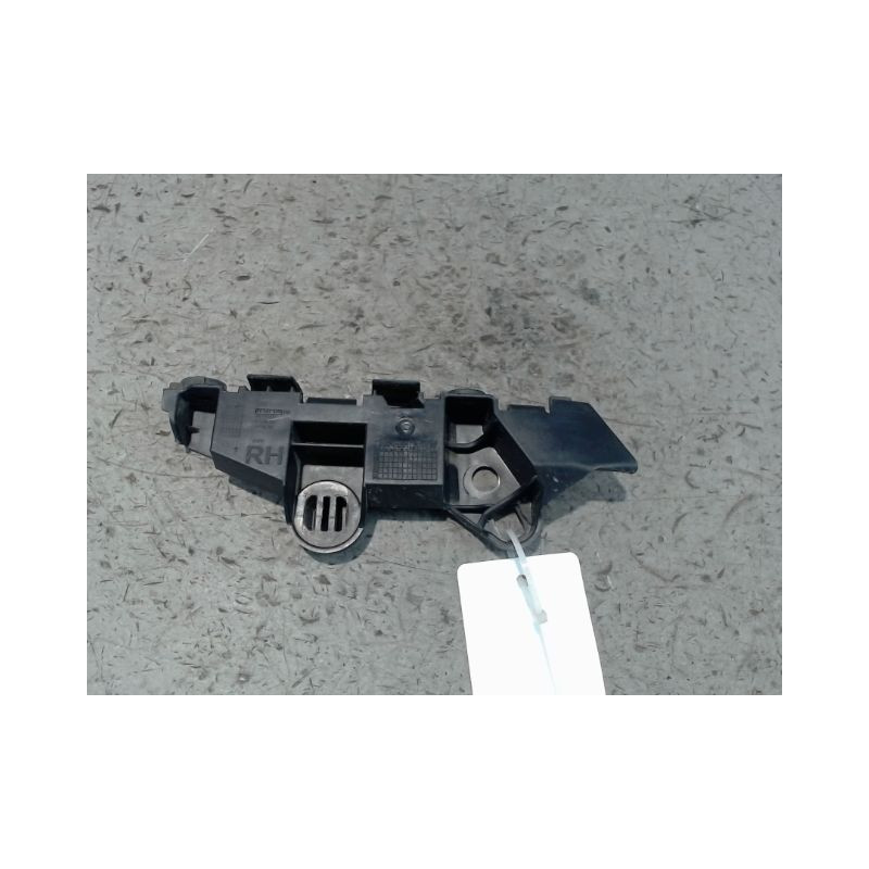 SUPPORT PARE-CHOC AVD OPEL CORSA 2010-