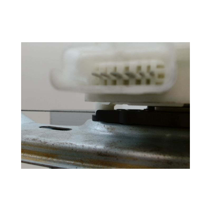 MECANISME+MOTEUR LEVE-GLACE ARRIERE DROIT RENAULT KADJAR BREAK 2015-...