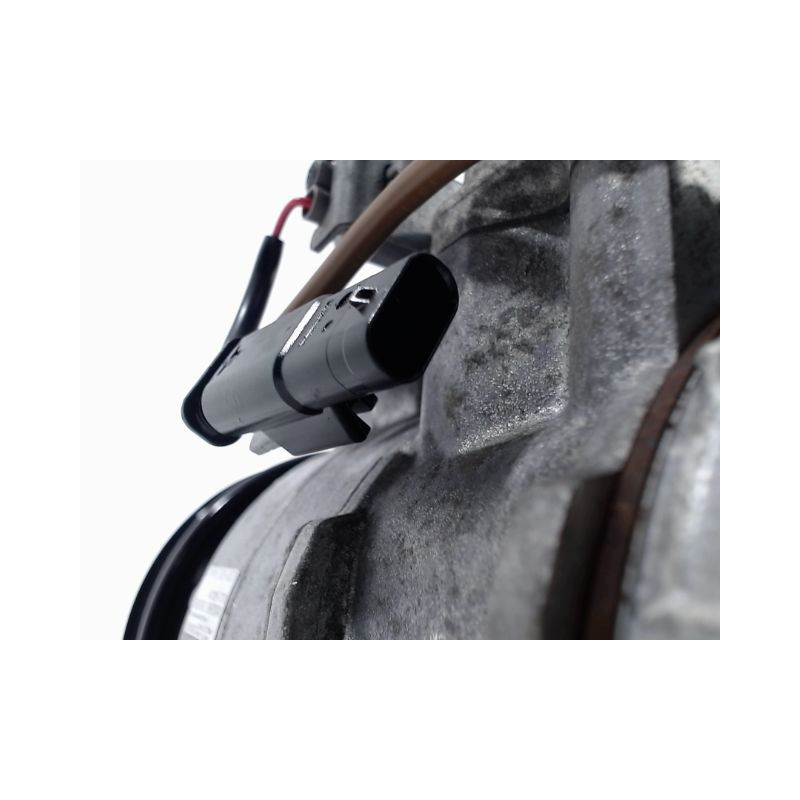 COMPRESSEUR AIR CONDITIONNE MERCEDES CLASSE B 2008-