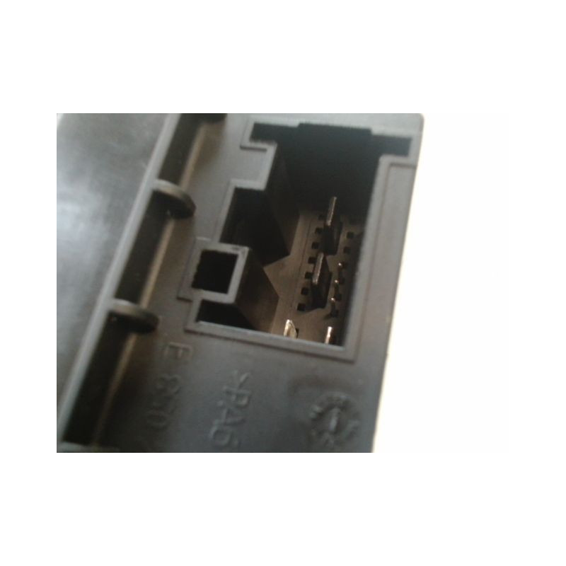 MECANISME+MOTEUR LEVE-GLACE AVANT DROIT VOLKSWAGEN POLO V Phase 1 (6R) 2009-2014