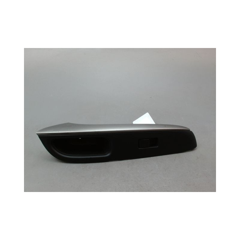 COMMANDE LEVE-GLACE PORTE AVD NISSAN NOTE