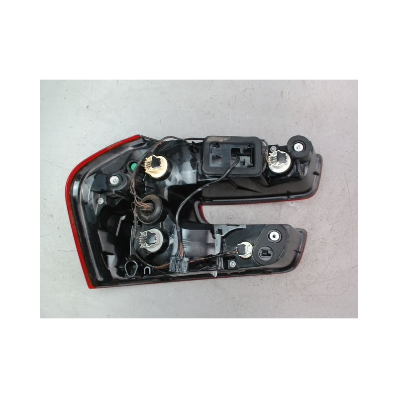 FEU ARRIERE DROIT CITROEN GRAND C4 PICASSO 2006-