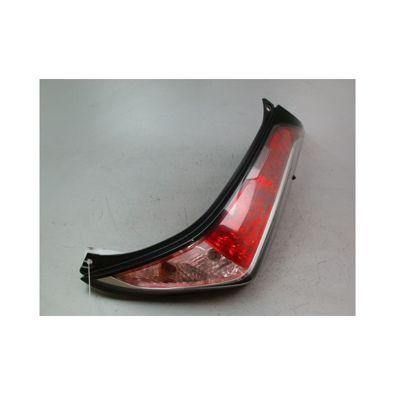 FEU ARRIERE DROIT TOYOTA AYGO 5P
