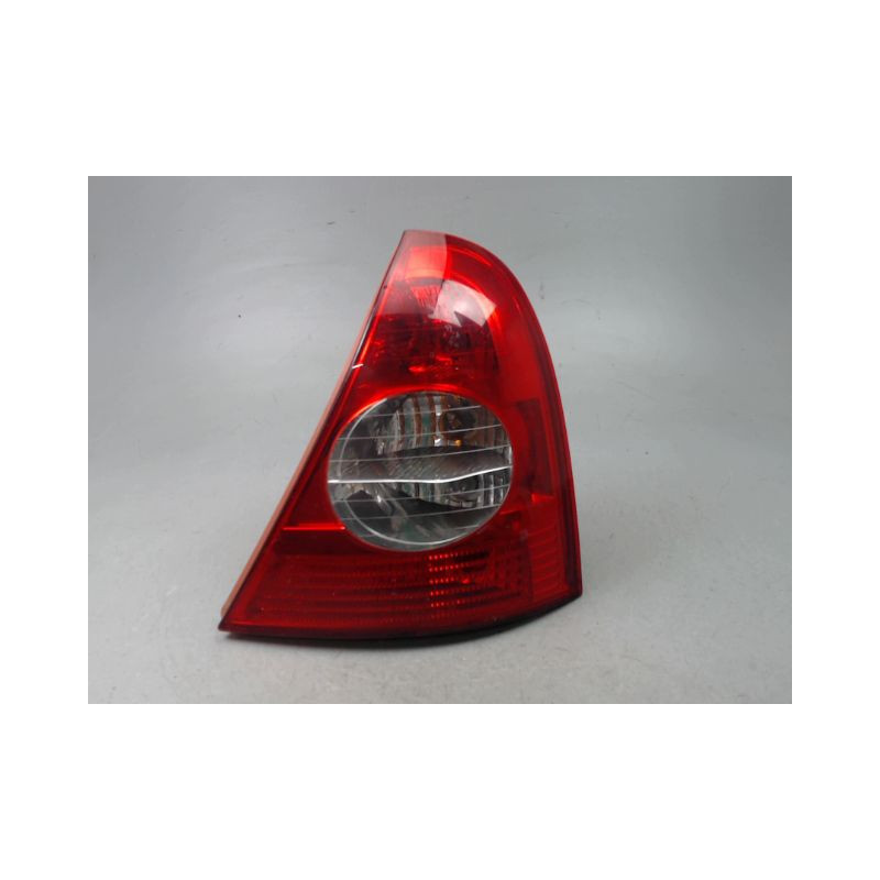 FEU ARRIERE DROIT RENAULT CLIO II Phase 2 2001-2006