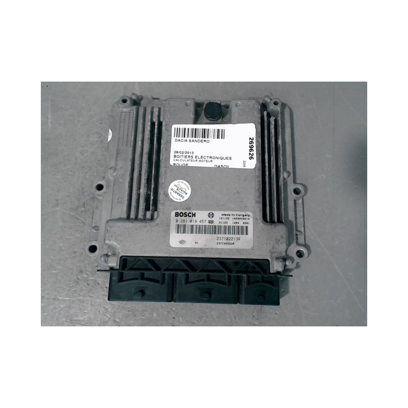 CALCULATEUR MOTEUR DACIA SANDERO