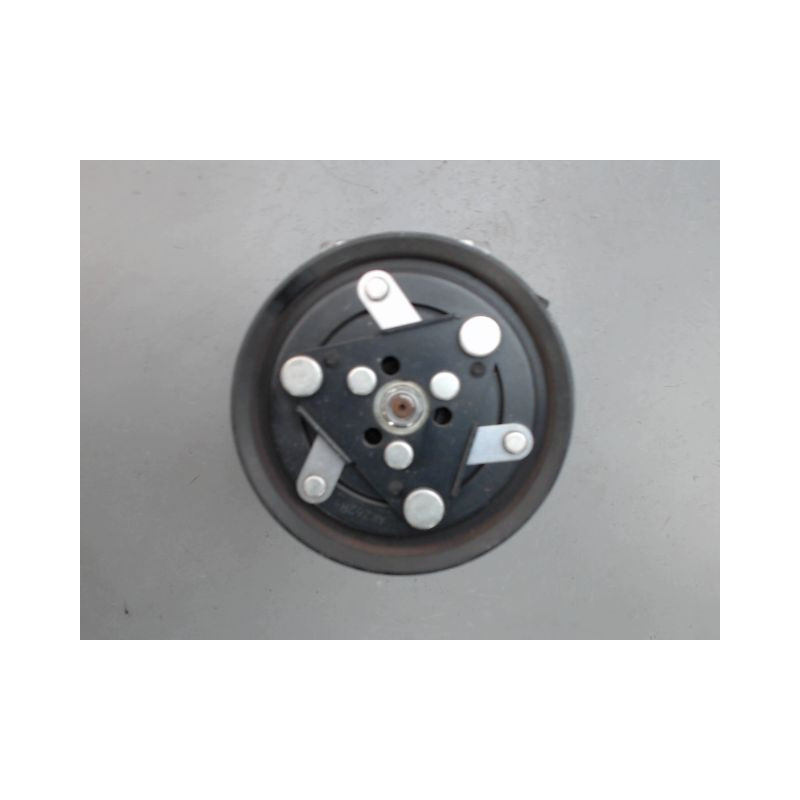 COMPRESSEUR AIR CONDITIONNE RENAULT MEGANE