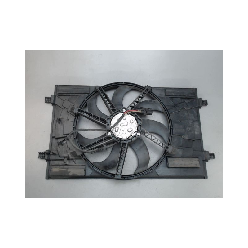 MOTEUR VENTILATEUR RADIATEUR VOLKSWAGEN GOLF