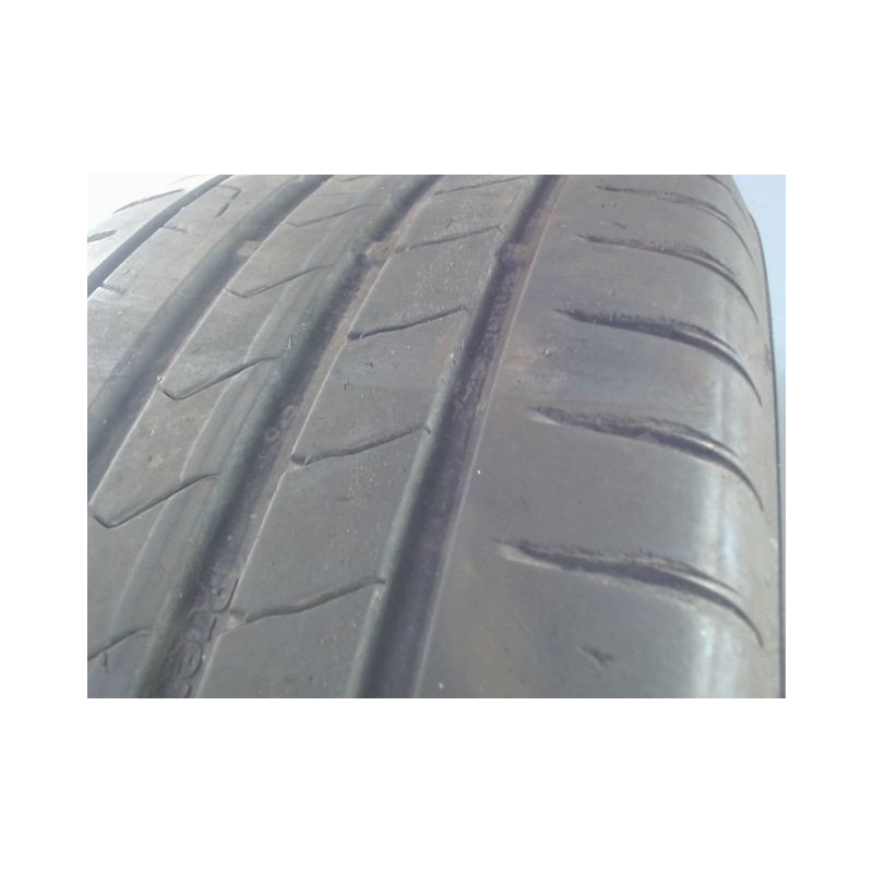 Pneu CONTINENTAL PREMIUM CONTACT 7 215 55 18 99 V