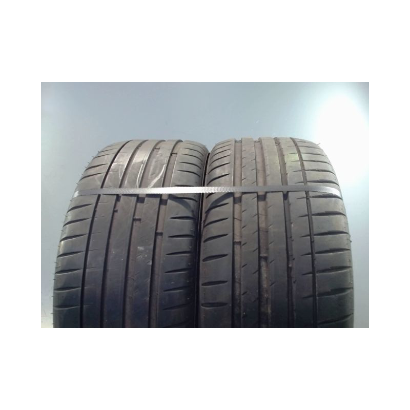 Paire de pneus MICHELIN PILOT SPORT 4 225 45 17 94 Y
