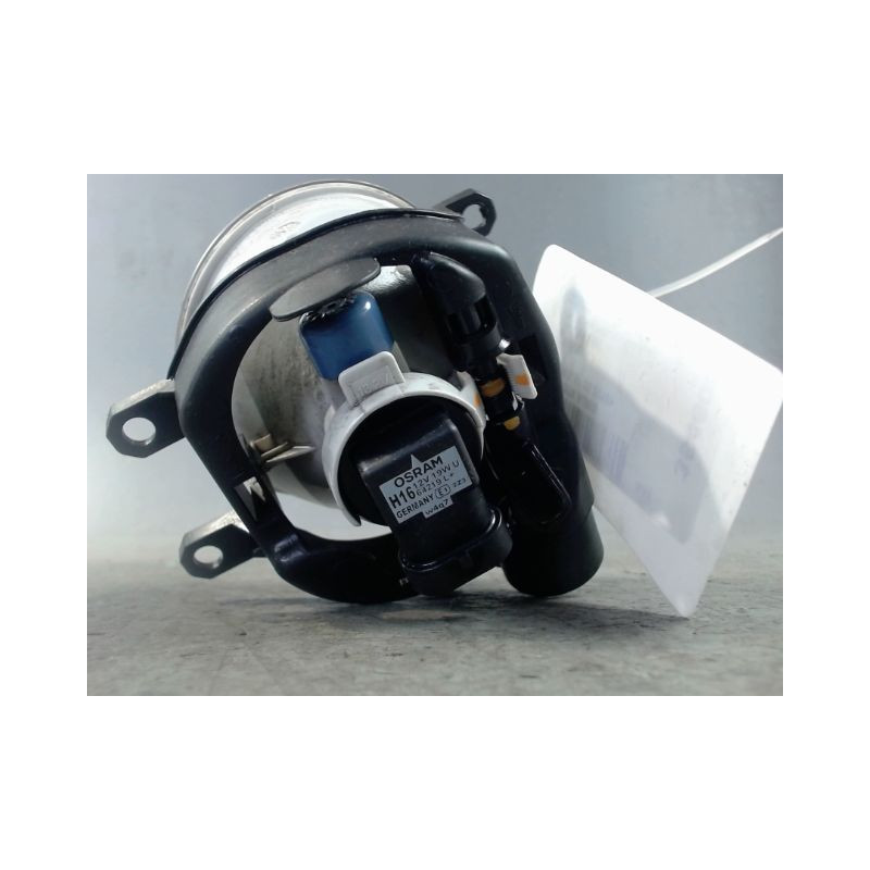 PHARE ANTIBROUILLARD AVANT GAUCHE TOYOTA AURIS 2010-
