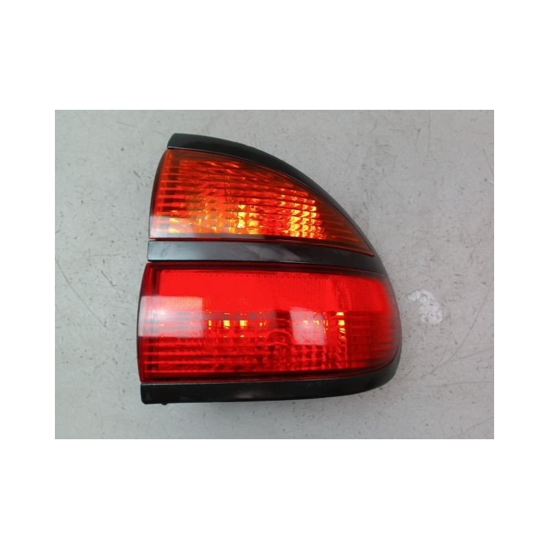FEU ARRIERE DROIT RENAULT LAGUNA II Phase 1 2000-2005