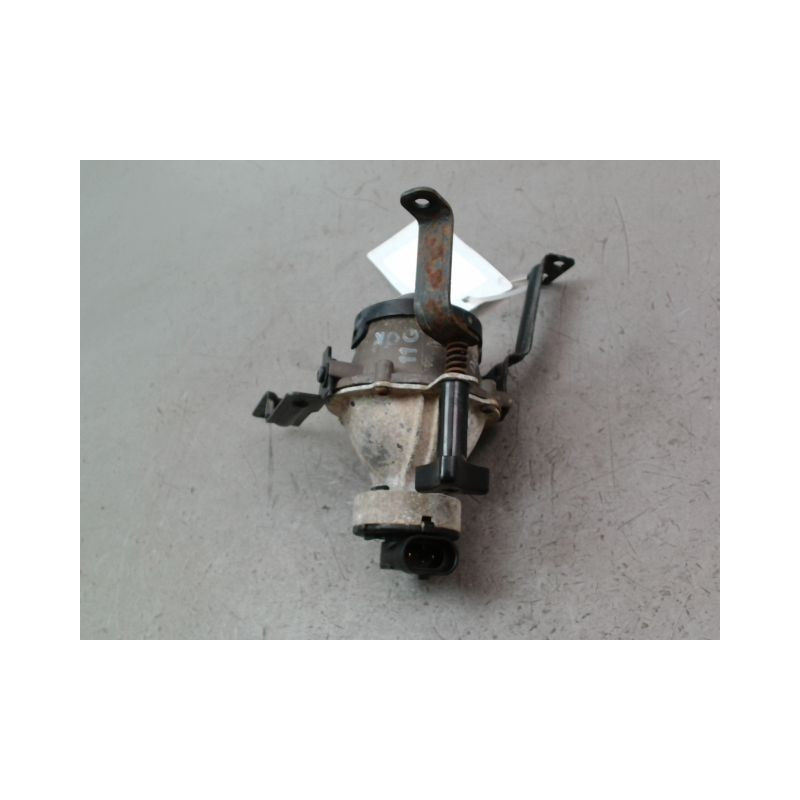 PHARE ANTIBROUILLARD AVANT DROIT KIA CEED