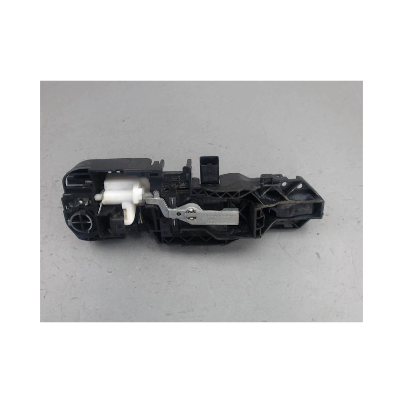 POIGNEE EXTERIEURE PORTE ARRIERE DROIT RENAULT MEGANE