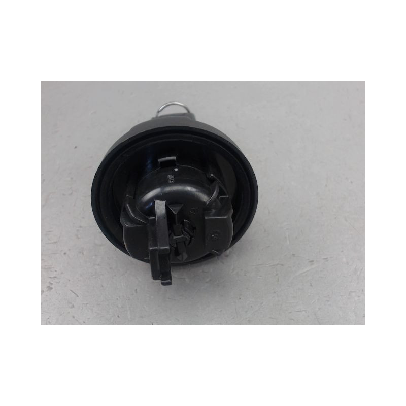 BOUCHON RESERVOIR A CARBURANT CITROEN C3