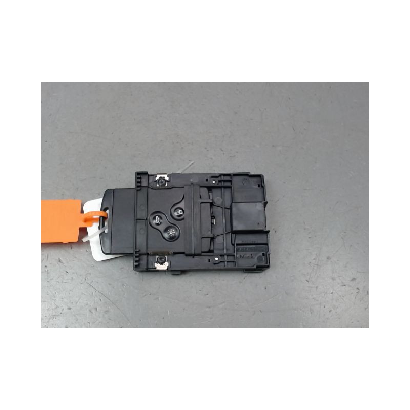 LECTEUR DE CARTE RENAULT MEGANE BREAK III Phase 1 2009-2012