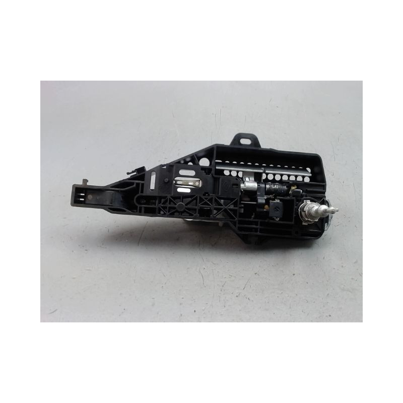 POIGNEE EXTERIEURE PORTE AVANT GAUCHE RENAULT CAPTUR Phase 1 2013-...