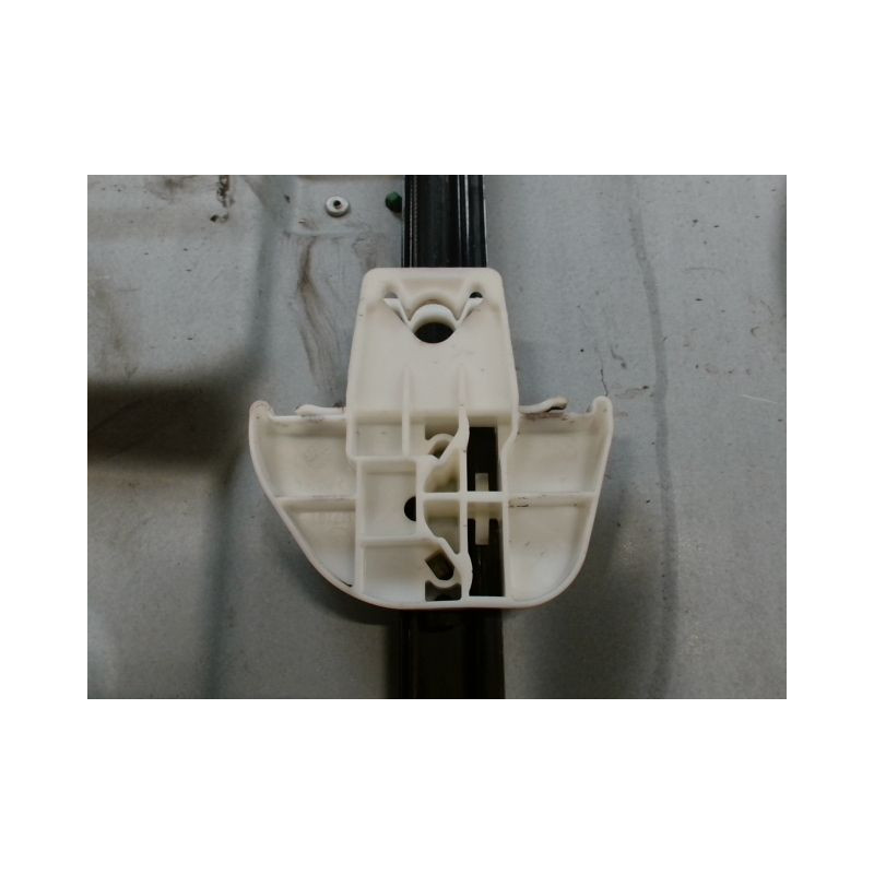 MECANISME+MOTEUR LEVE-GLACE ARRIERE GAUCHE VOLKSWAGEN TOURAN 09-