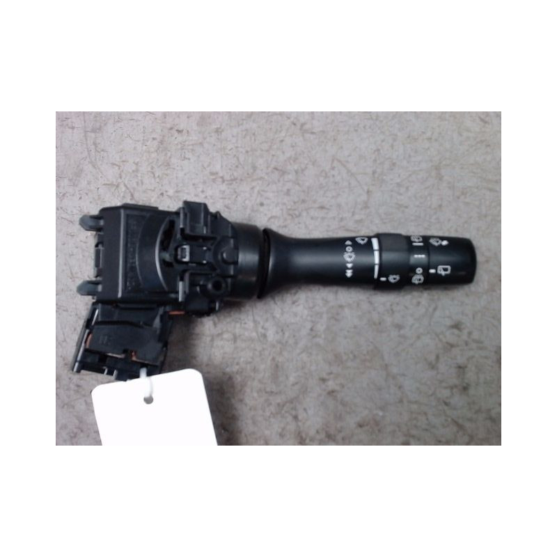 COMMANDE ESSUIE GLACE TOYOTA VERSO 2010-