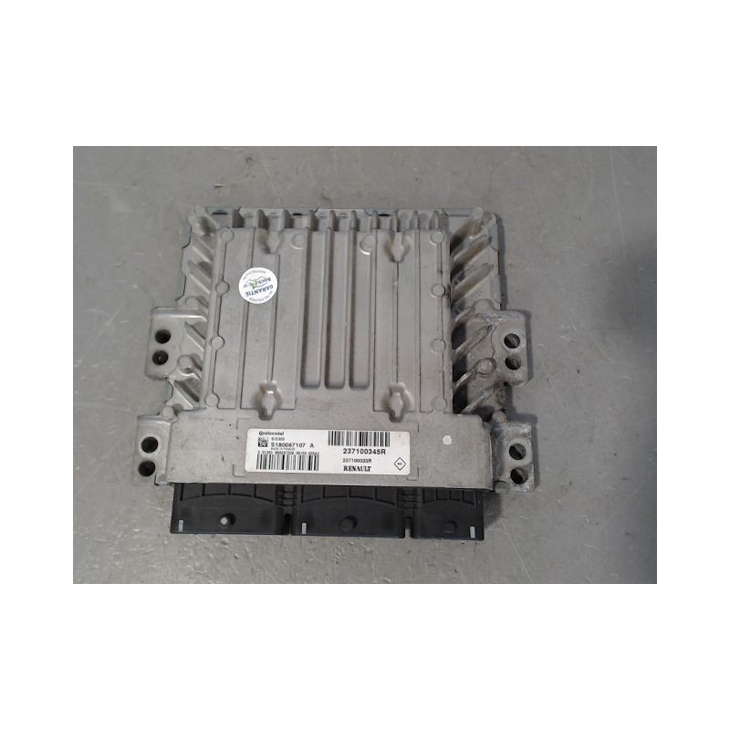 CALCULATEUR MOTEUR RENAULT MEGANE