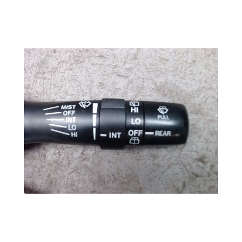 COMMANDE ESSUIE GLACE TOYOTA AURIS 2007-