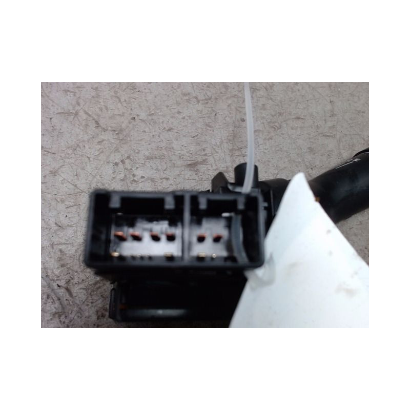COMMANDE ESSUIE GLACE TOYOTA AURIS 2007-