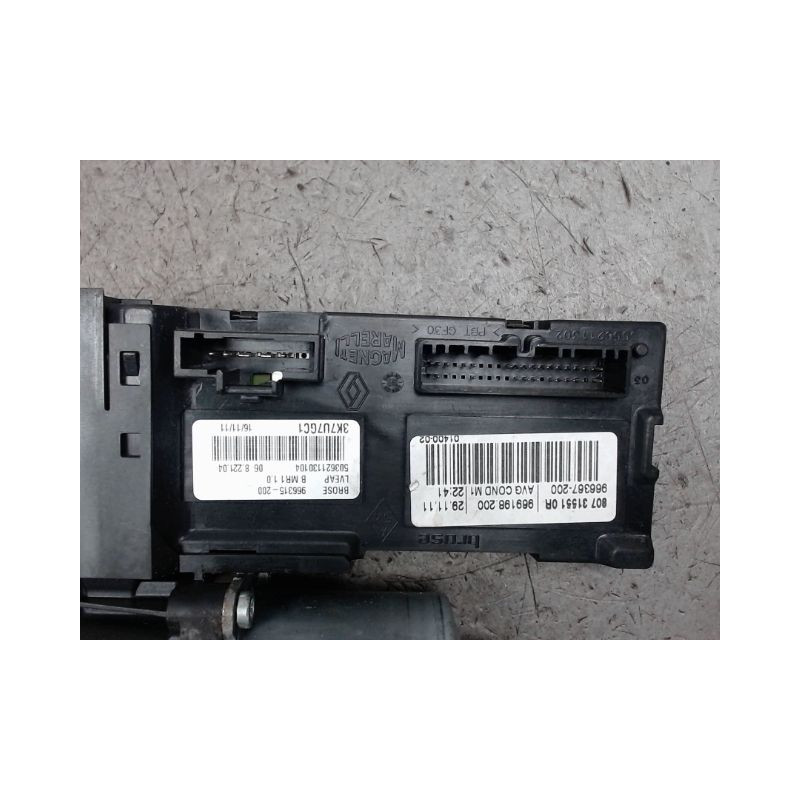 MODULE DE LEVE-GLACE AVG RENAULT MEGANE